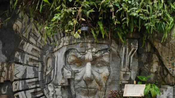 ulica Aguas Calientes Peru dzungla okolje