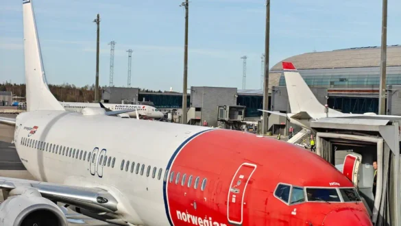 Letalo Norwegian med prestopanjem v Oslu